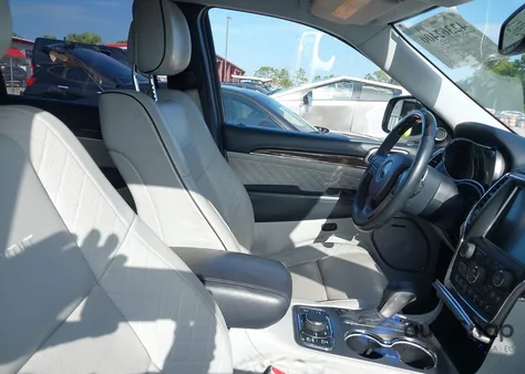 2017 Jeep Grand Cherokee Summit 4X4 z USA, uszkodzony, nr VIN 1C4RJFJGXHC755217